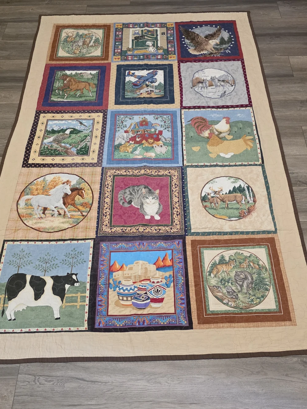 Vtg Handmade Wildlife Quilt Throw Rustic Cabin Lodge Decor, Deer Wolf Fox Animal